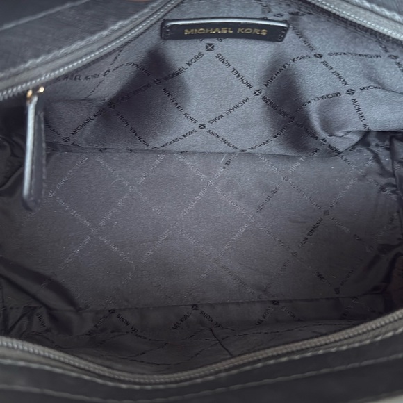 MICHAEL KORS SAFFIANO 🖤BLACK🖤 LEATHER MEDIUM SATCHEL BAG & WALLET SET 🌟EUC🌟 - Picture 10 of 17